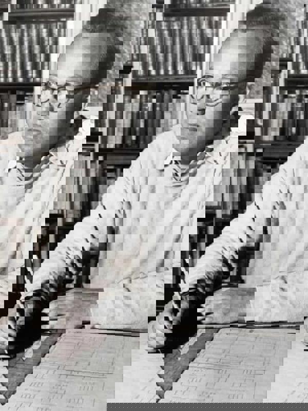 Portrait of Finn Juhl. Photo credit: The Royal Danish Library, Pressehuset