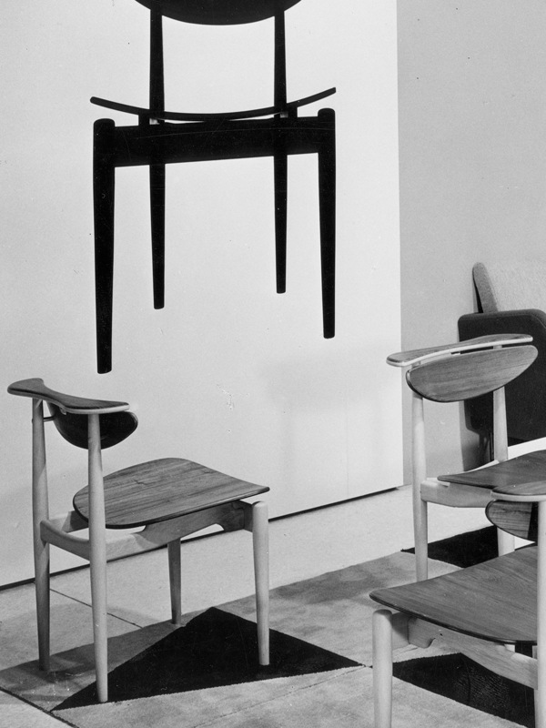 Finn Juhl's furniture exhibited at Bovirke's stand at Købestævnet in Fredericia in 1953. Photo: Design Museum Denmark.